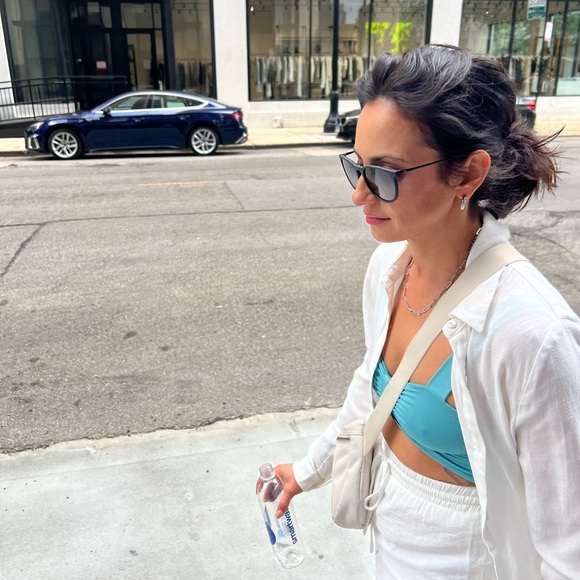 Meet your Posher, Chrys - Picture 1 of 1